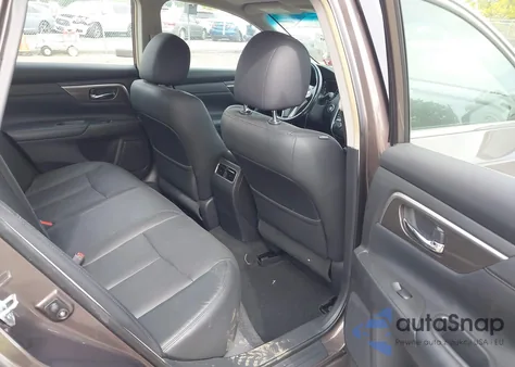 2013 Nissan Altima 2.5/S/Sv/Sl z USA, uszkodzony, nr VIN 1N4AL3AP6DC226076